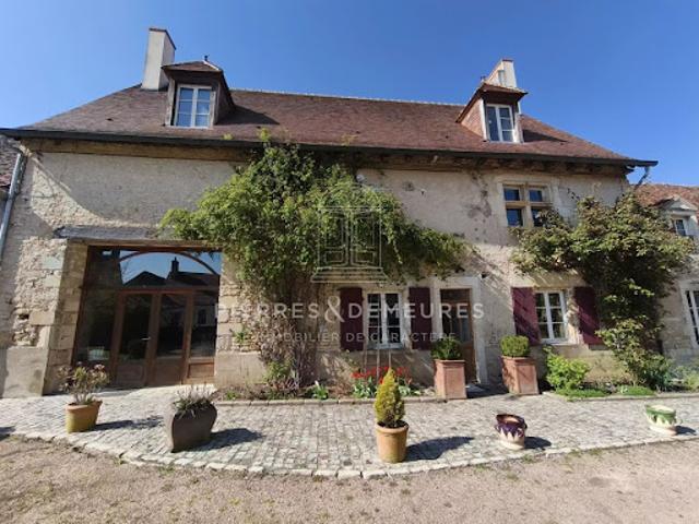 Vente Maison 10 pièces 282 m2 Givardon