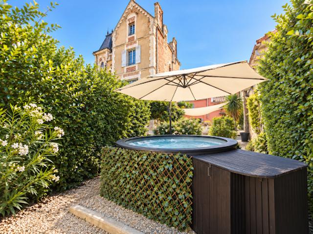 Vente Maison 10 pièces 282 m2 Mussidan