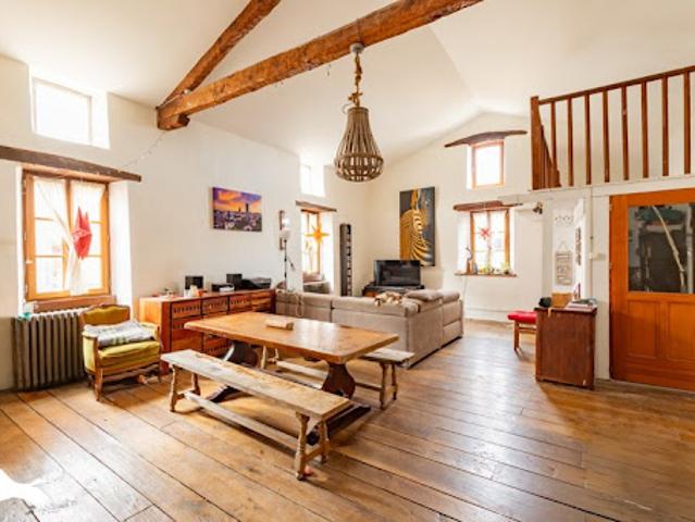 Vente Maison 10 pièces 287 m2 Vernajoul