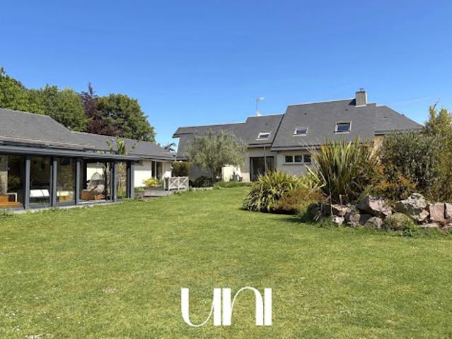 Vente Maison 10 pièces 287 m2 Hermanville sur Mer