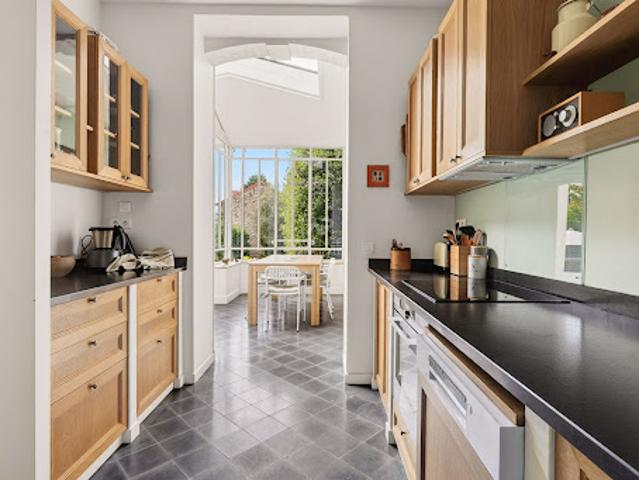 Vente Maison 10 pièces 284 m2 Versailles