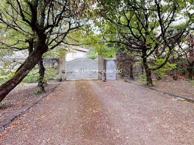 Vente Maison 10 pièces 284 m2 Auriac sur Vendinelle