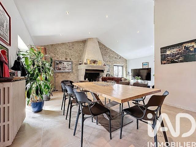 Vente Maison 10 pièces 284 m2 Eygalières