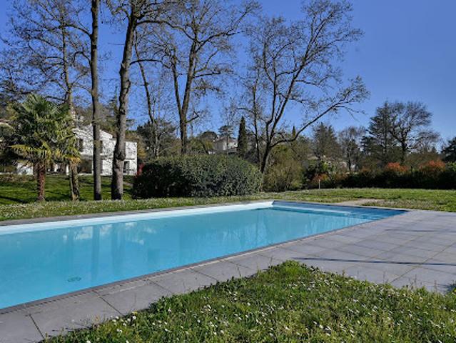 Vente Maison 10 pièces 284 m2 Saint Cyr au Mont d'Or