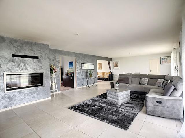 Vente Maison 10 pièces 285 m2 Gensac la Pallue