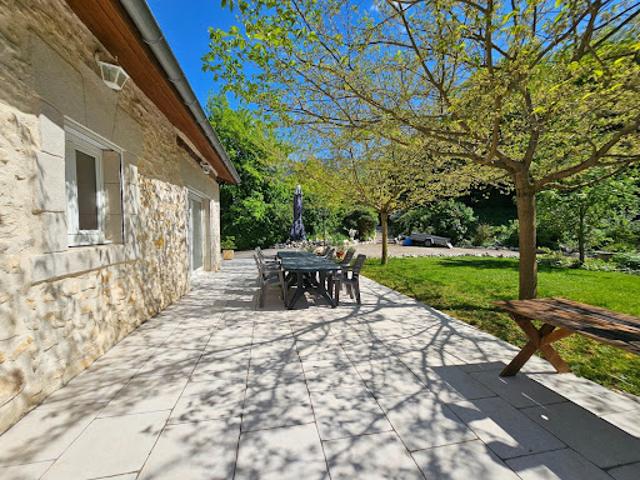 Vente Maison 10 pièces 290 m2 Saint Jean en Royans