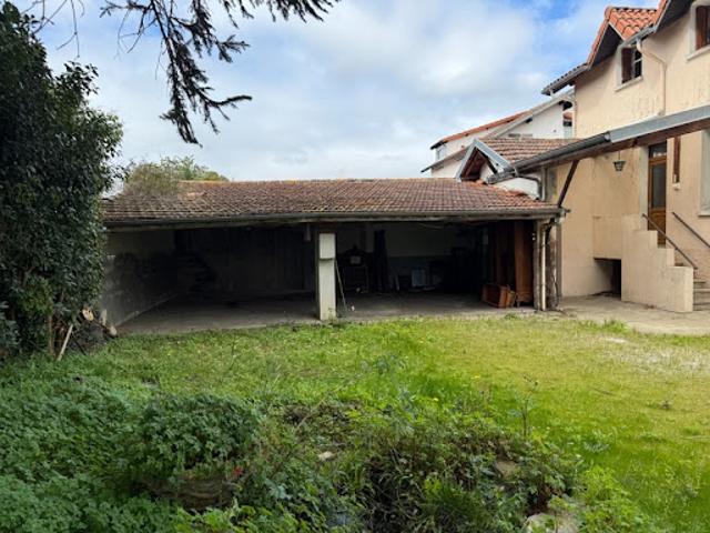 Vente Maison 10 pièces 203 m2 Séméac