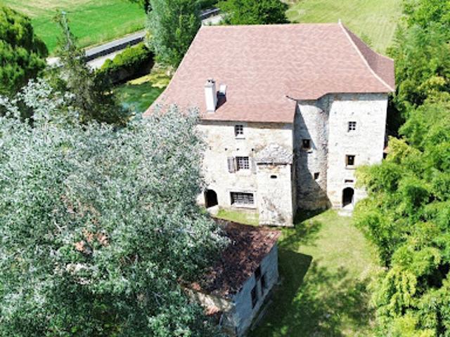 Vente Maison 10 pièces 200 m2 Larroque Toirac