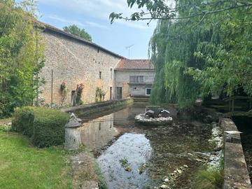 Vente Maison 10 pièces 201 m2 Lizant