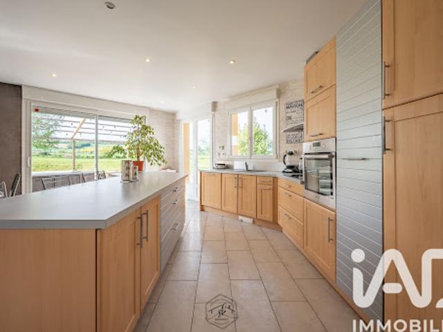 Vente Maison 10 pièces 201 m2 Marre