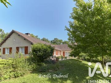 Vente Maison 10 pièces 204 m2 Thoiry