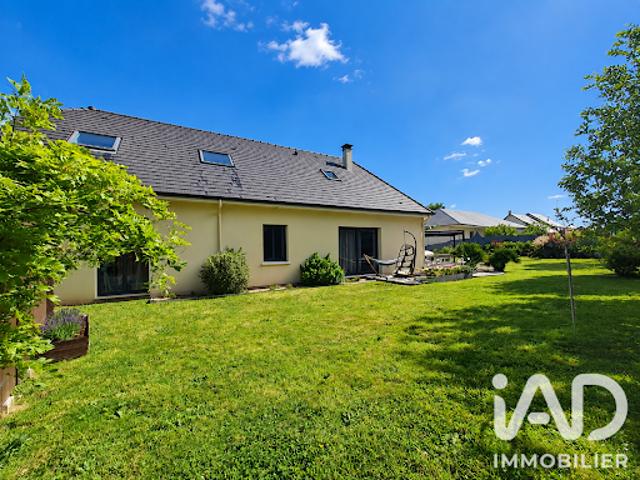 Vente Maison 10 pièces 206 m2 Octeville sur Mer