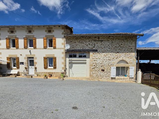 Vente Maison 10 pièces 210 m2 Thouron