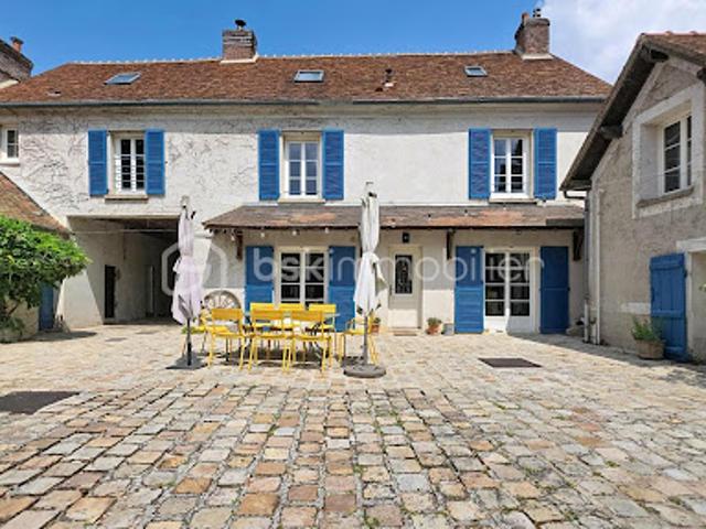 Vente Maison 10 pièces 210 m2 Lumigny Nesles Ormeaux