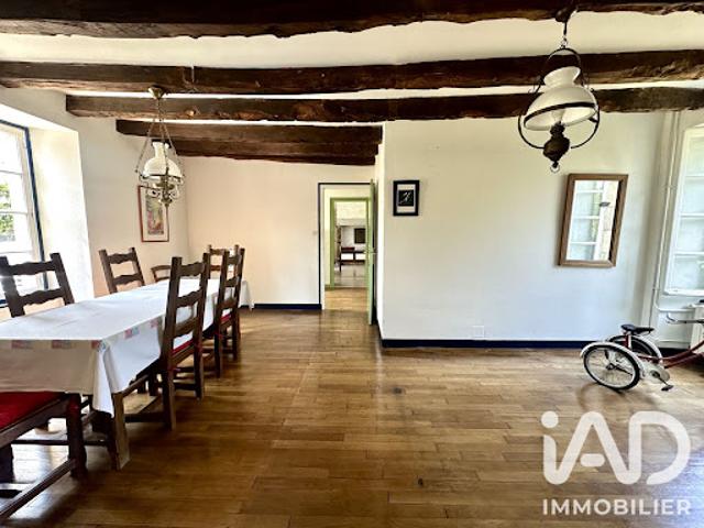 Vente Maison 10 pièces 211 m2 Taupont