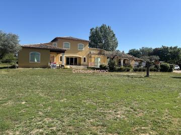 Vente Maison 10 pièces 212 m2 Saint Cannat