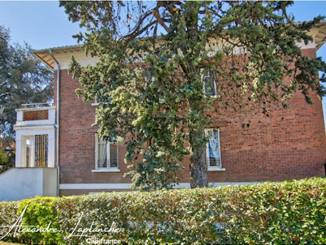 Vente Maison 10 pièces 217 m2 Montauban