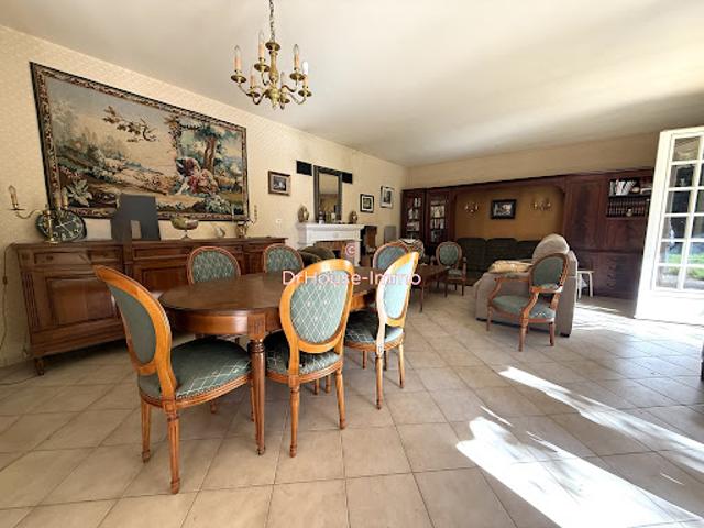 Vente Maison 10 pièces 215 m2 Voutezac