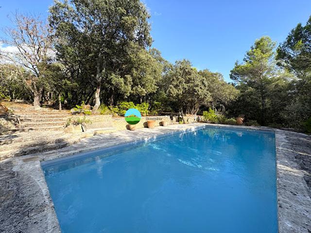 Vente Maison 10 pièces 215 m2 Crillon le Brave