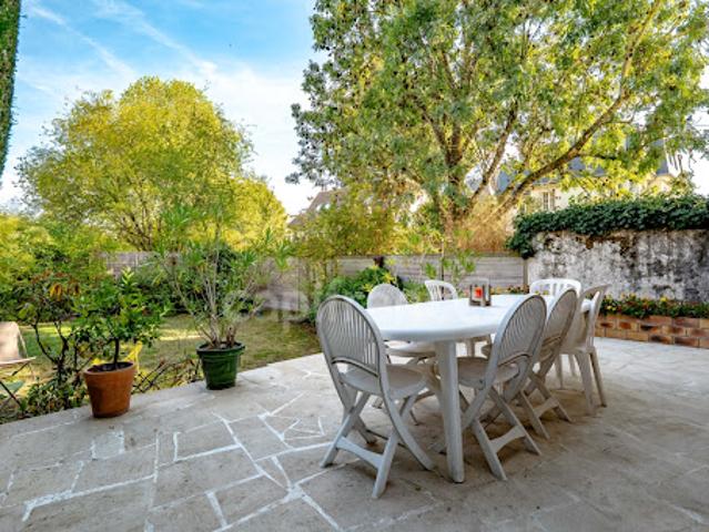 Vente Maison 10 pièces 215 m2 Le chesnay