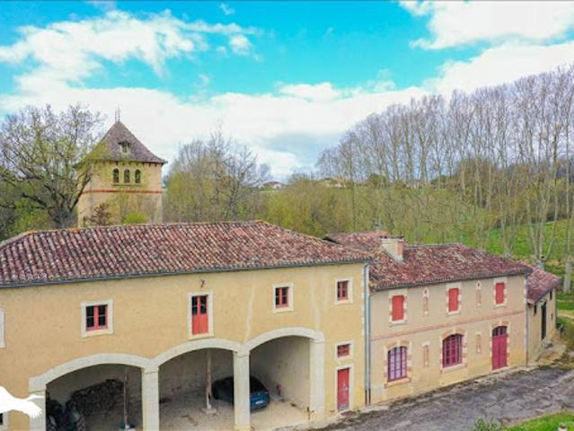 Vente Maison 10 pièces 215 m2 Montestruc sur Gers