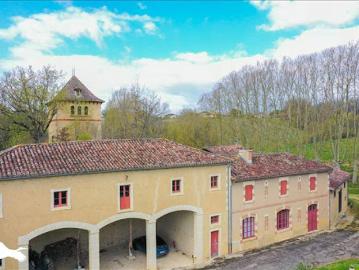 Vente Maison 10 pièces 215 m2 Montestruc sur Gers
