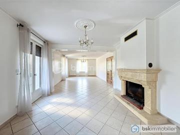 Vente Maison 10 pièces 215 m2 Paris 19ème