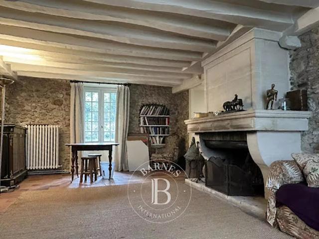 Vente Maison 10 pièces 215 m2 Roinville