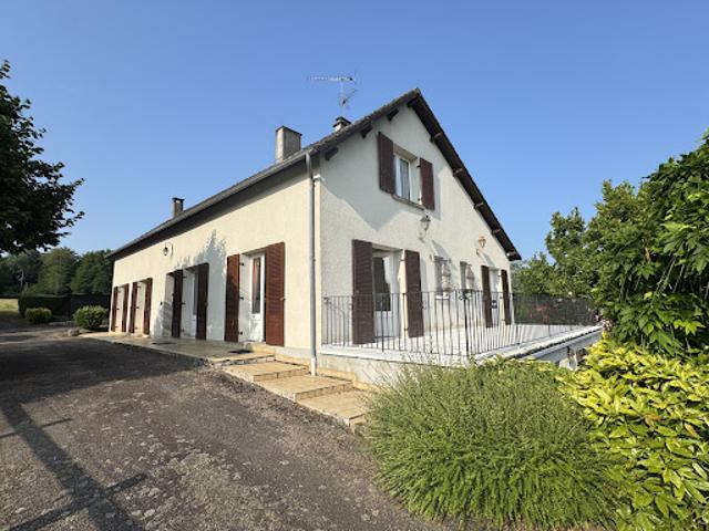 Vente Maison 10 pièces 215 m2 Saint Sébastien