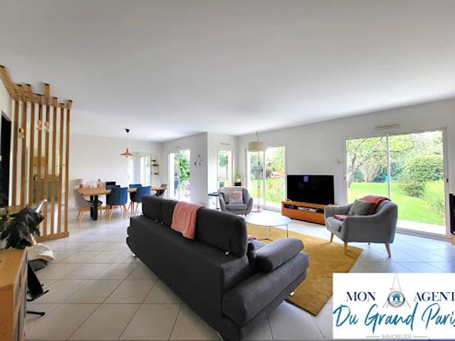 Vente Maison 10 pièces 216 m2 Orsay
