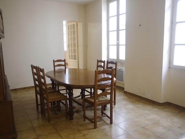 Vente Maison 10 pièces 220 m2 Gondrin