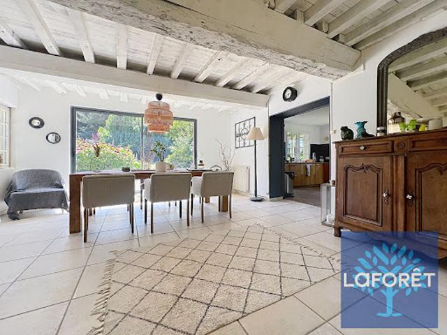 Vente Maison 10 pièces 220 m2 Lisieux