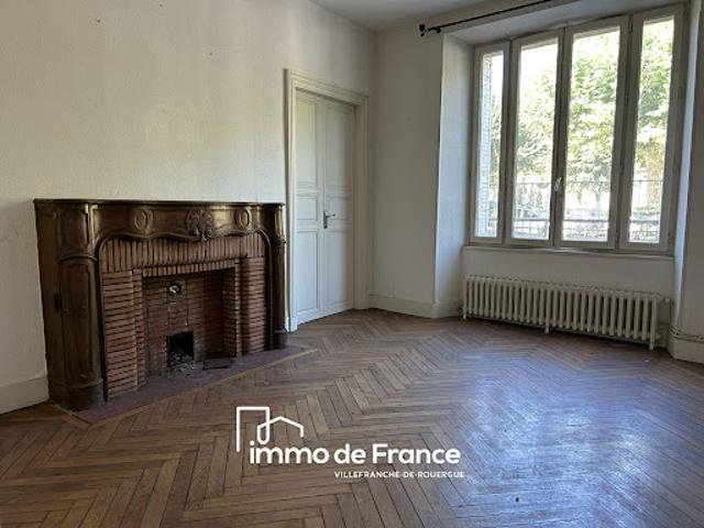 Vente Maison 10 pièces 222 m2 Villefranche de Rouergue