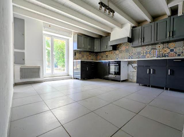 Vente Maison 10 pièces 227 m2 Saint Antoine de Ficalba
