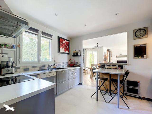 Vente Maison 10 pièces 225 m2 Maurepas