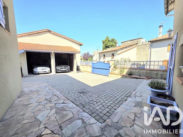 Vente Maison 10 pièces 225 m2 Saint Marcellin en Forez