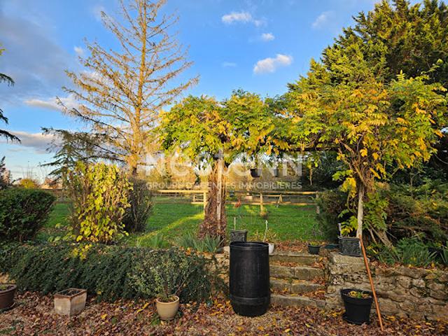 Vente Maison 10 pièces 226.56 m2 Bazouges sur le Loir