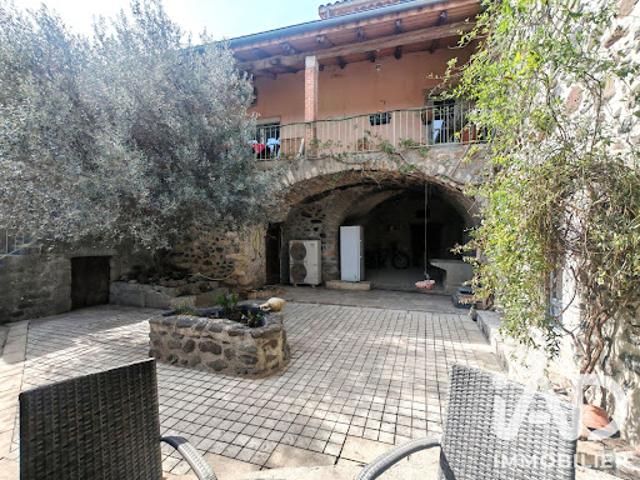 Vente Maison 10 pièces 226 m2 Lussas