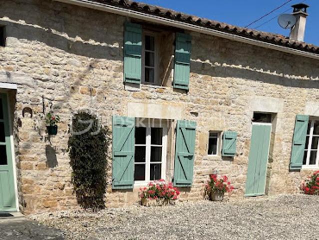 Vente Maison 10 pièces 229 m2 Pamproux