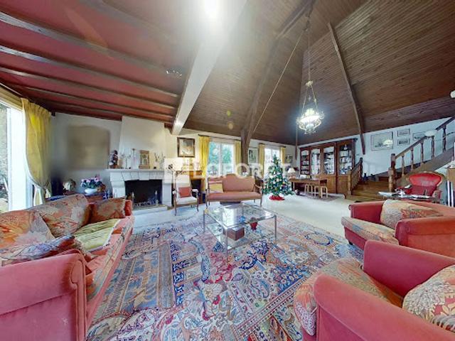 Vente Maison 10 pièces 233 m2 Marly le Roi