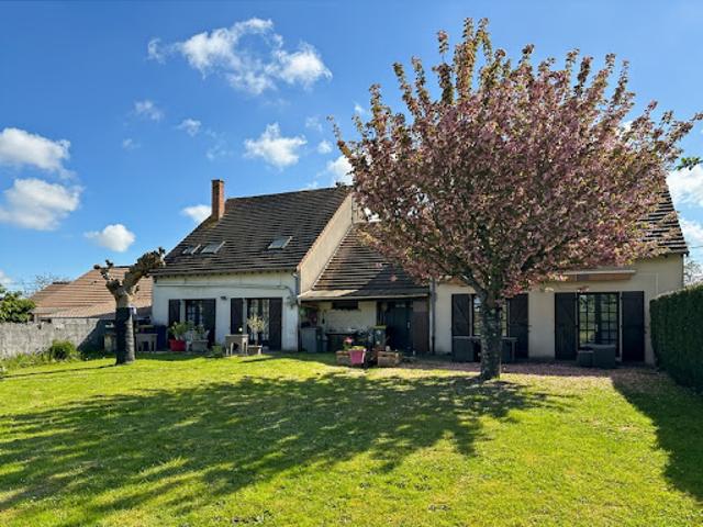 Vente Maison 10 pièces 230 m2 Villemaréchal