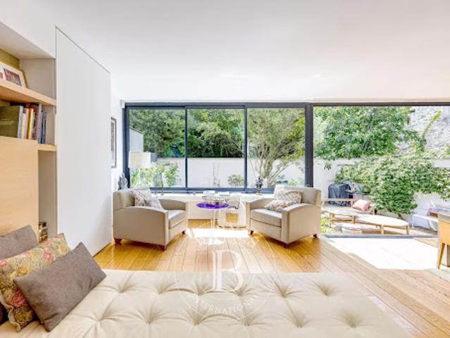 Vente Maison 10 pièces 230 m2 Montrouge
