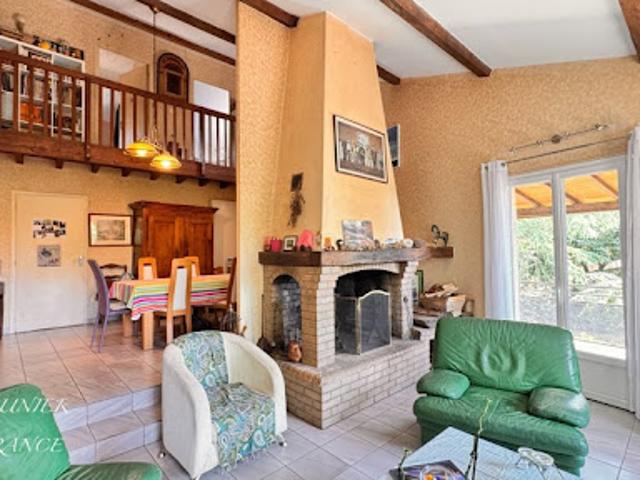 Vente Maison 10 pièces 230 m2 Revel