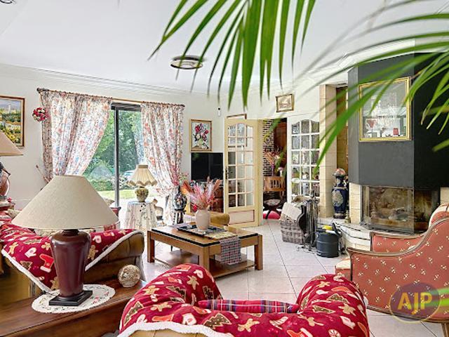 Vente Maison 10 pièces 230 m2 Rougé