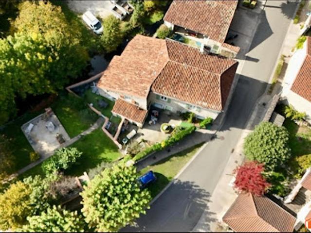 Vente Maison 10 pièces 230 m2 Saint Vincent Rive d'Olt