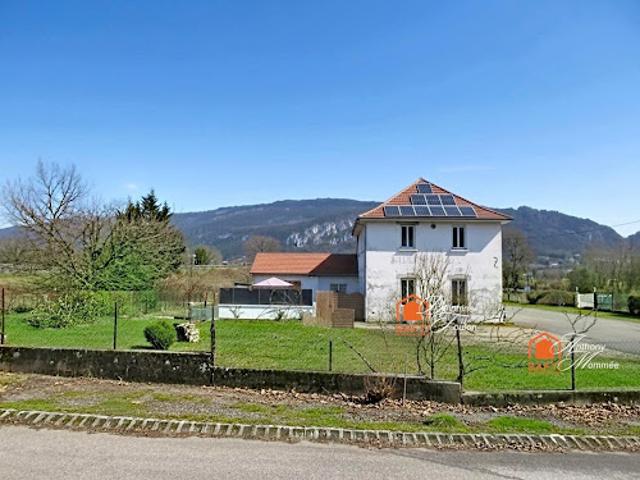 Vente Maison 10 pièces 234 m2 Brens