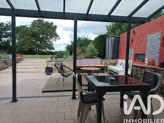 Vente Maison 10 pièces 234 m2 Corme Royal