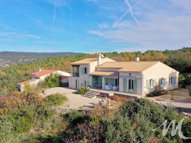 Vente Maison 10 pièces 235 m2 Tavernes