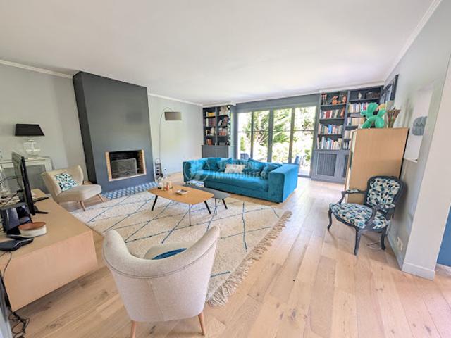Vente Maison 10 pièces 238.67 m2 Le chesnay