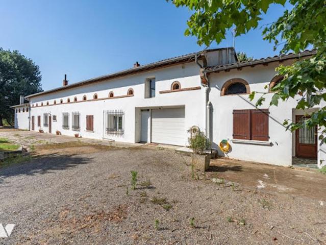Vente Maison 10 pièces 340 m2 Belberaud
